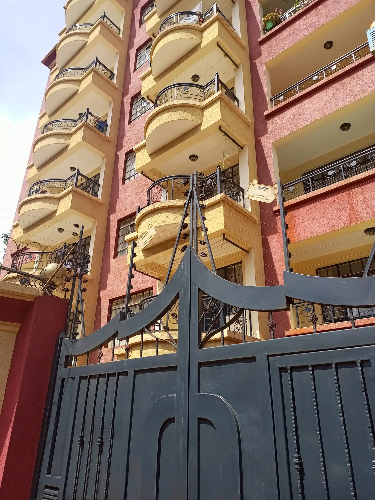 Primary property image