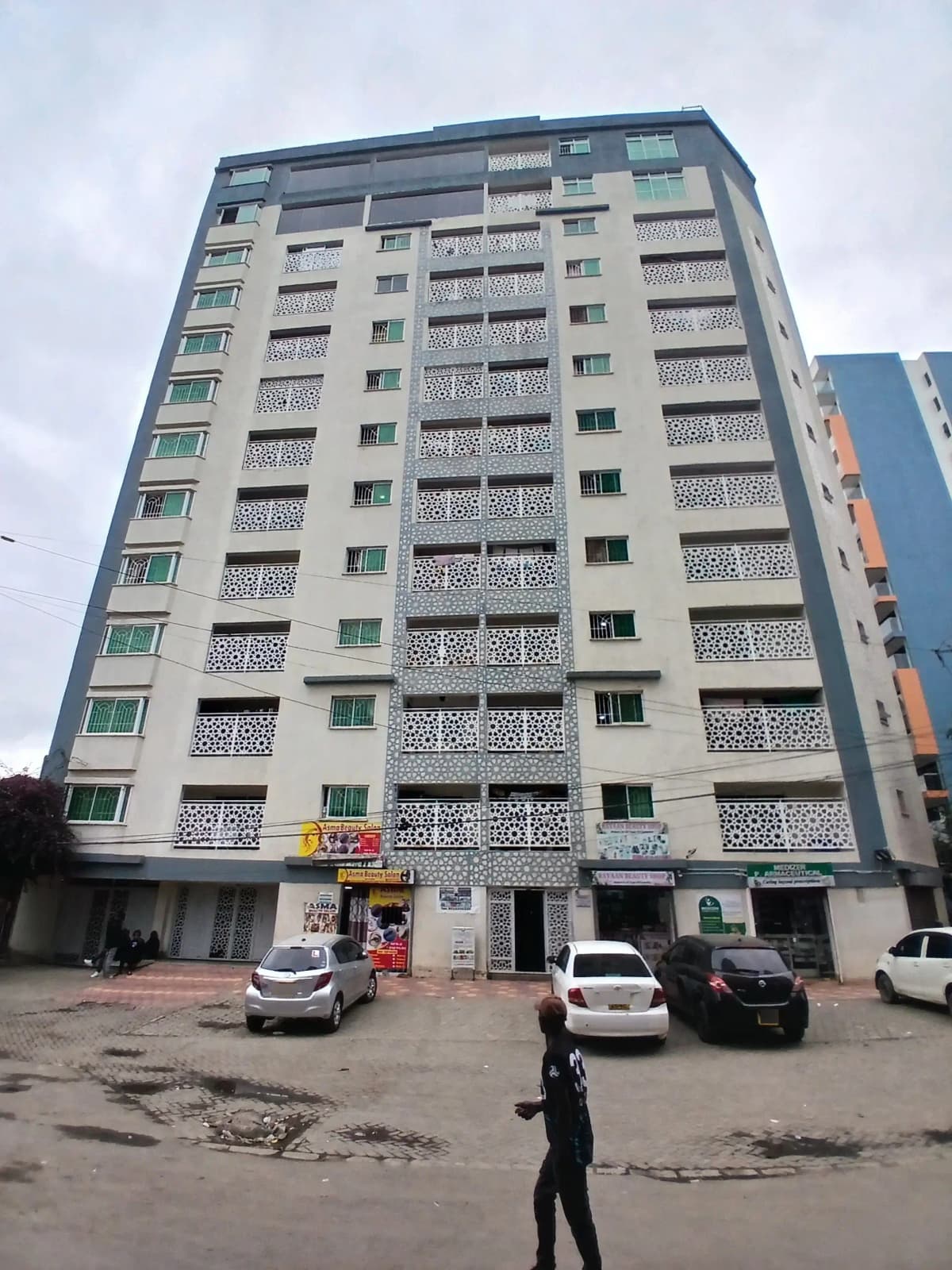 Adizone Palace 2