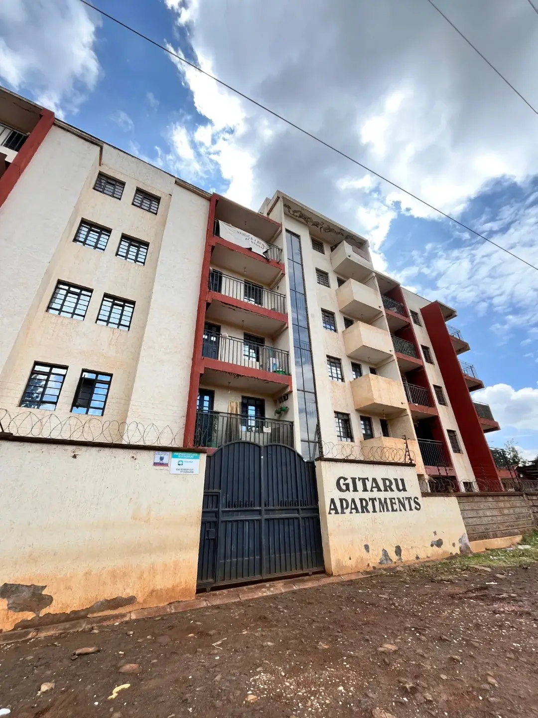 Gitaru Apartments
