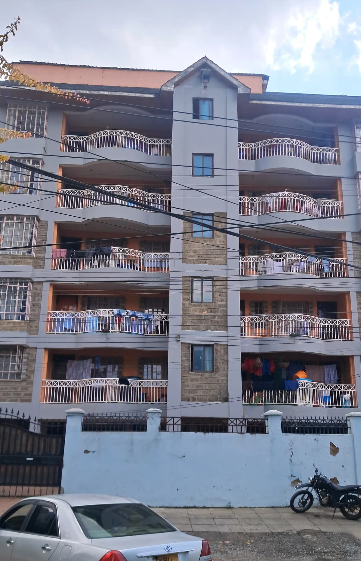 Glenn kirkman Apartments