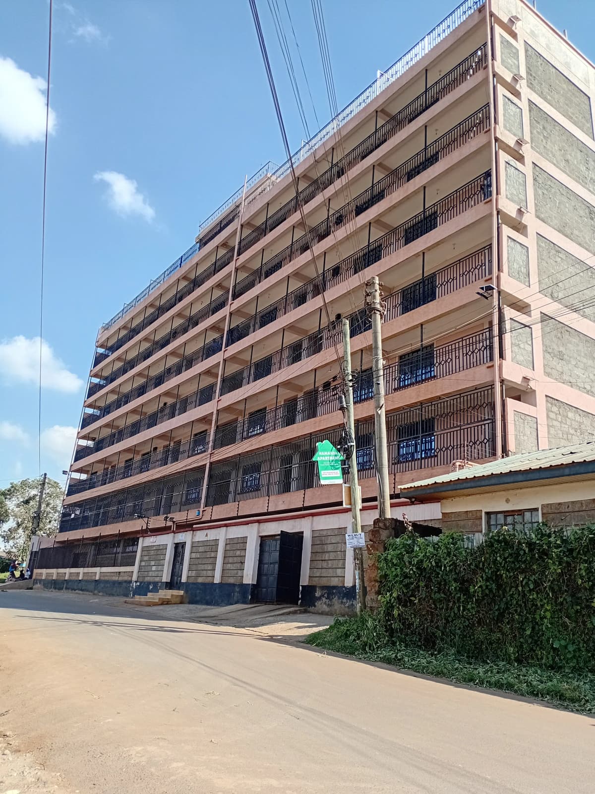 Hamanda Apartments