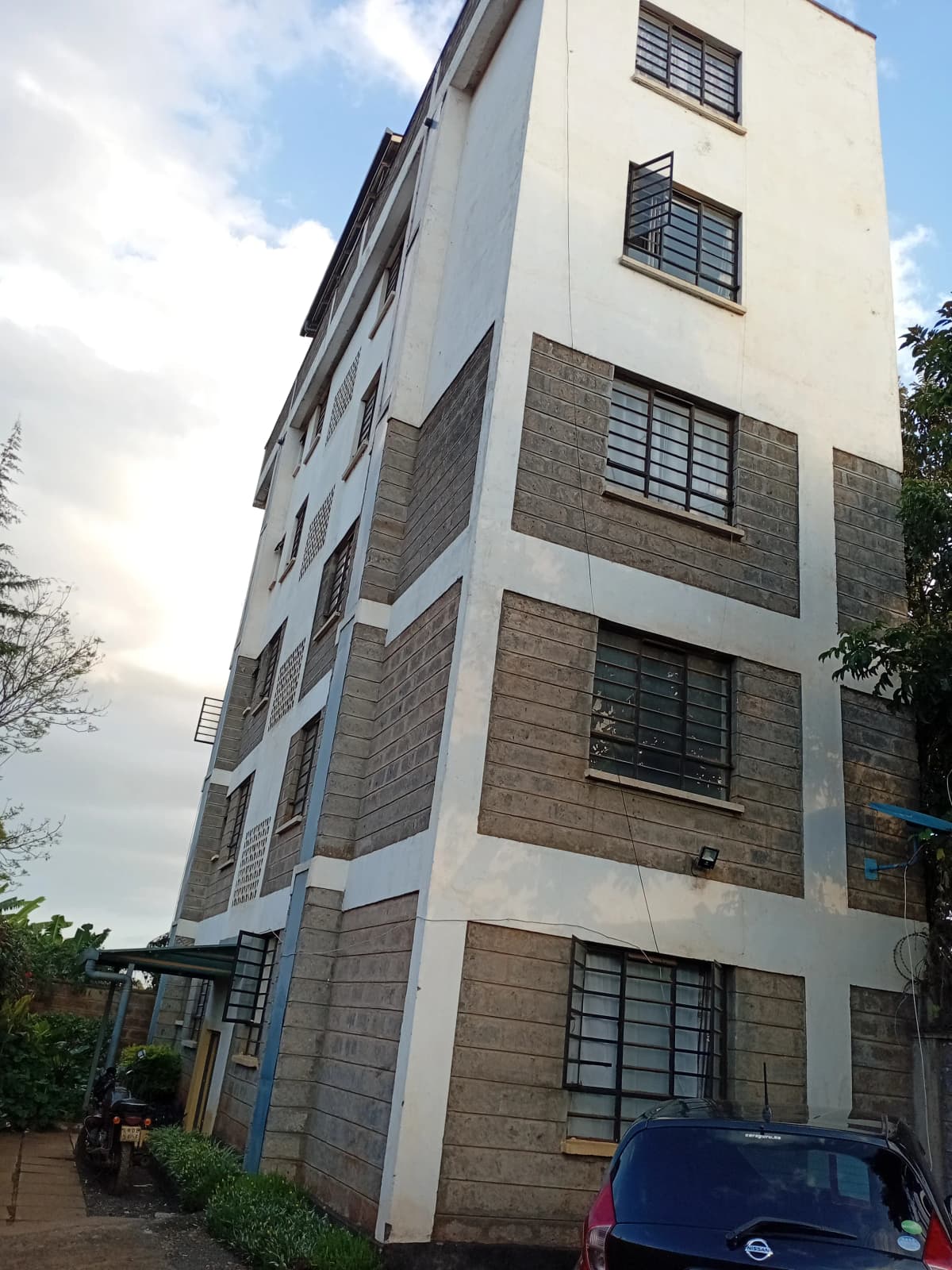 Kim Apartments