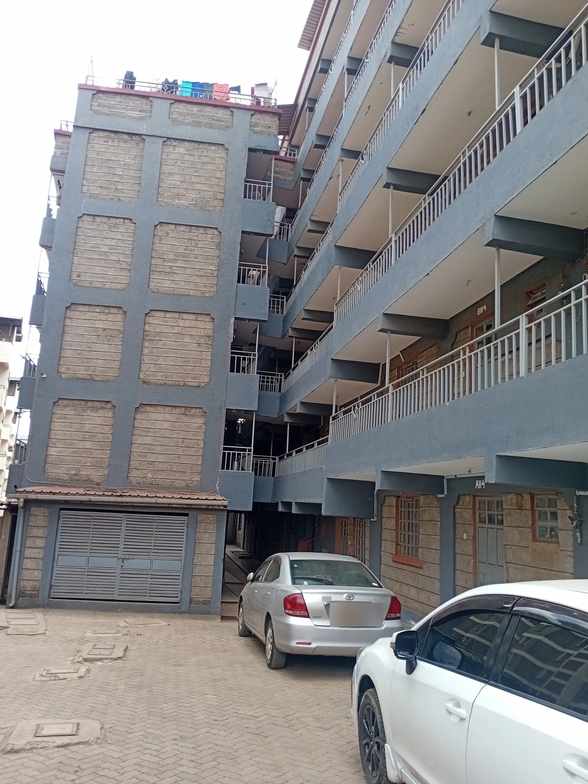 Primary property image