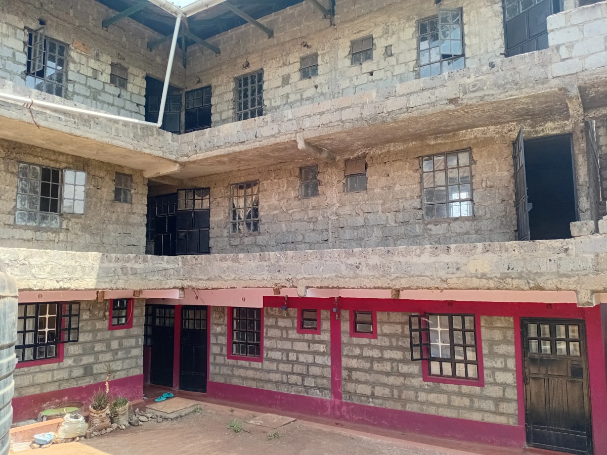 Multi-story residential building courtyard, under construction