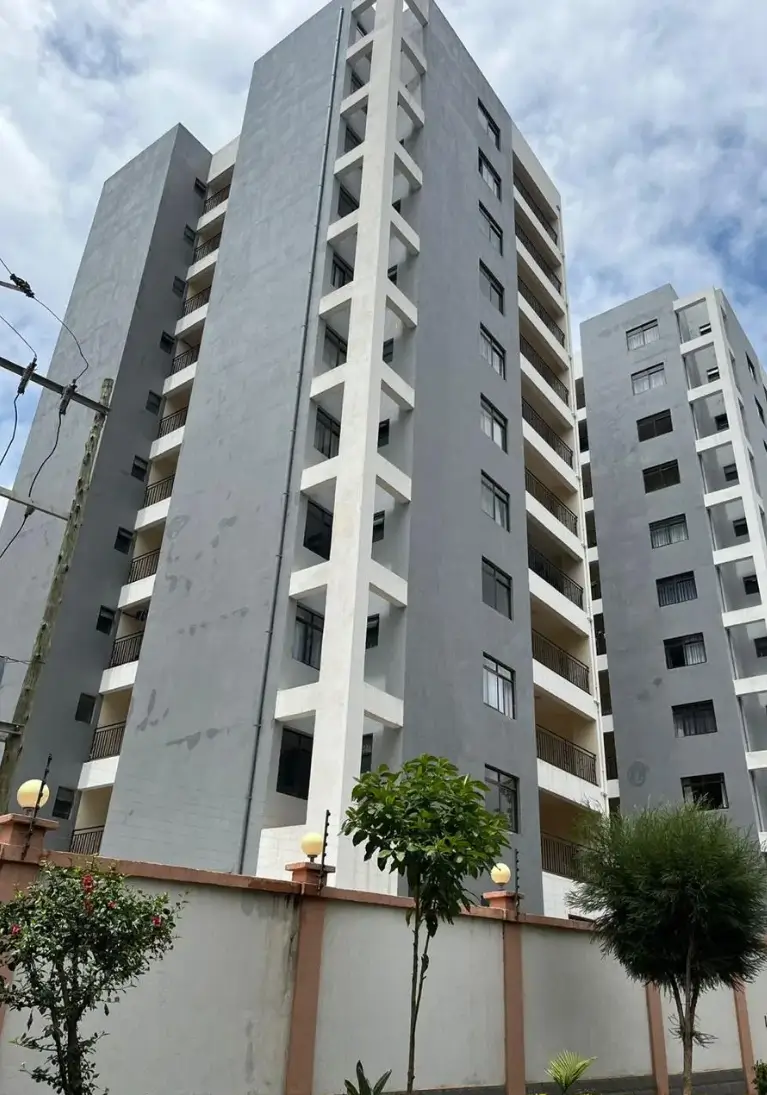 LaLucia Court