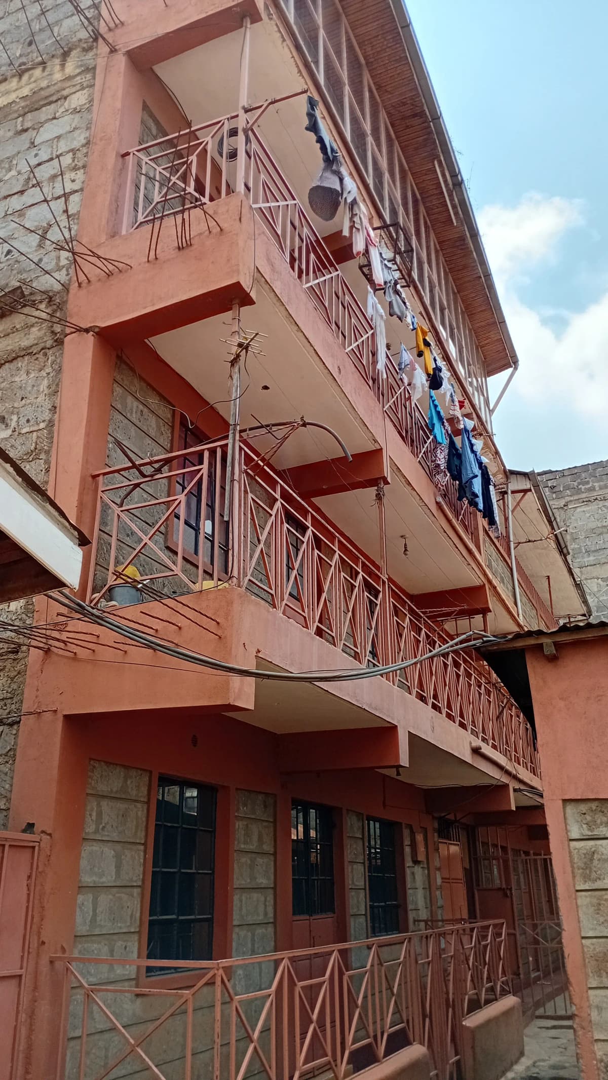 LJ Apartments