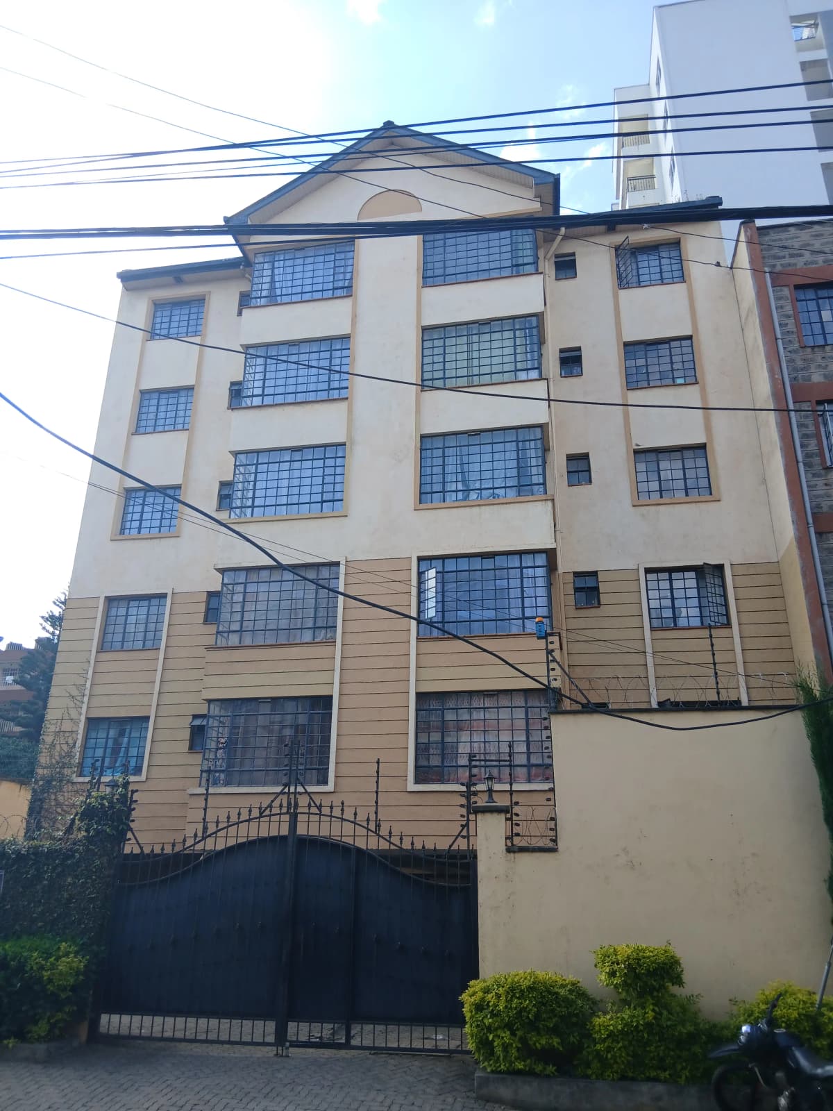 Masjid Apartments
