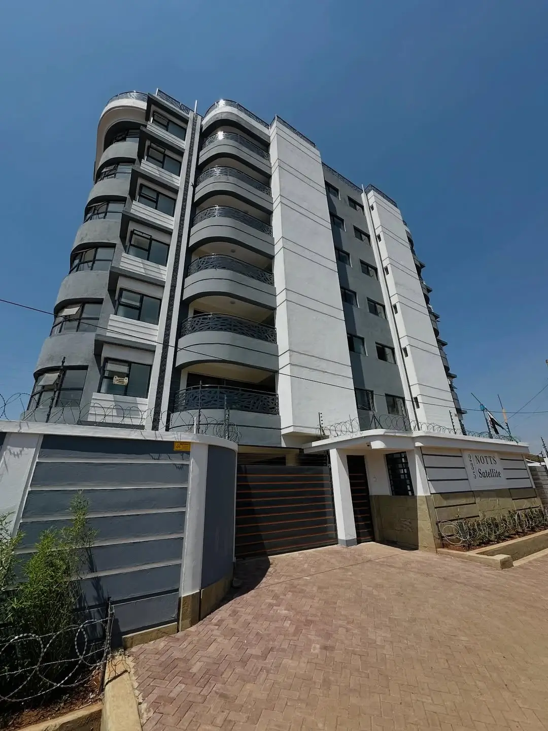 Primary property image