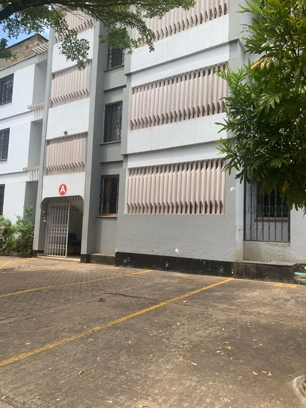 Primary property image