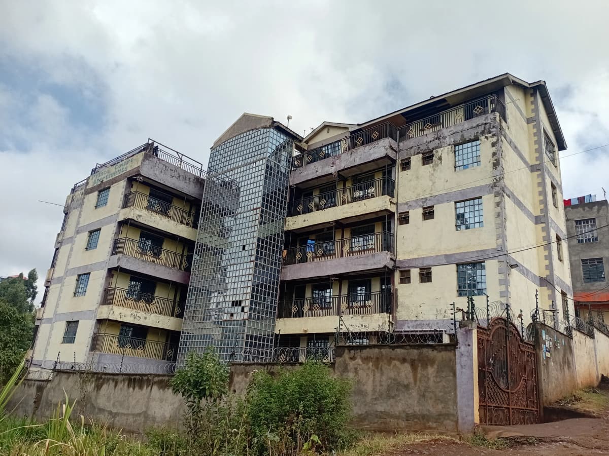 Prince Court Apartments