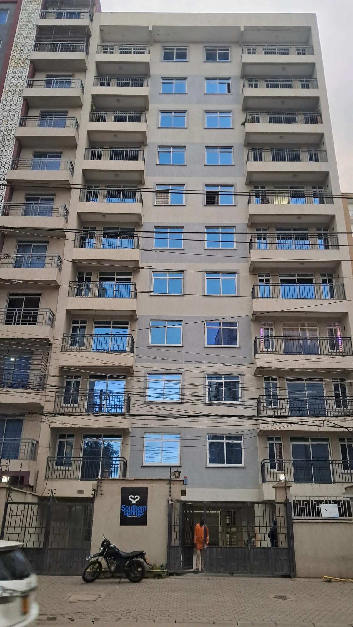 Primary property image