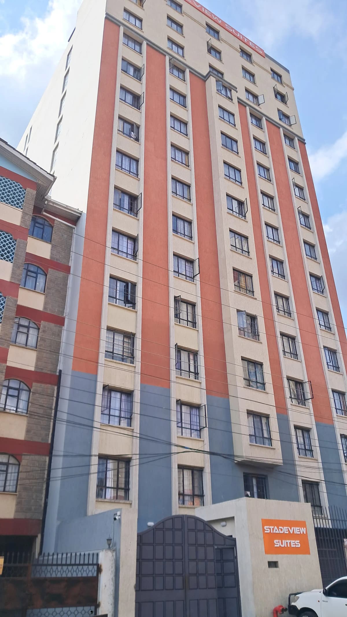 Stadeview Studio Suites