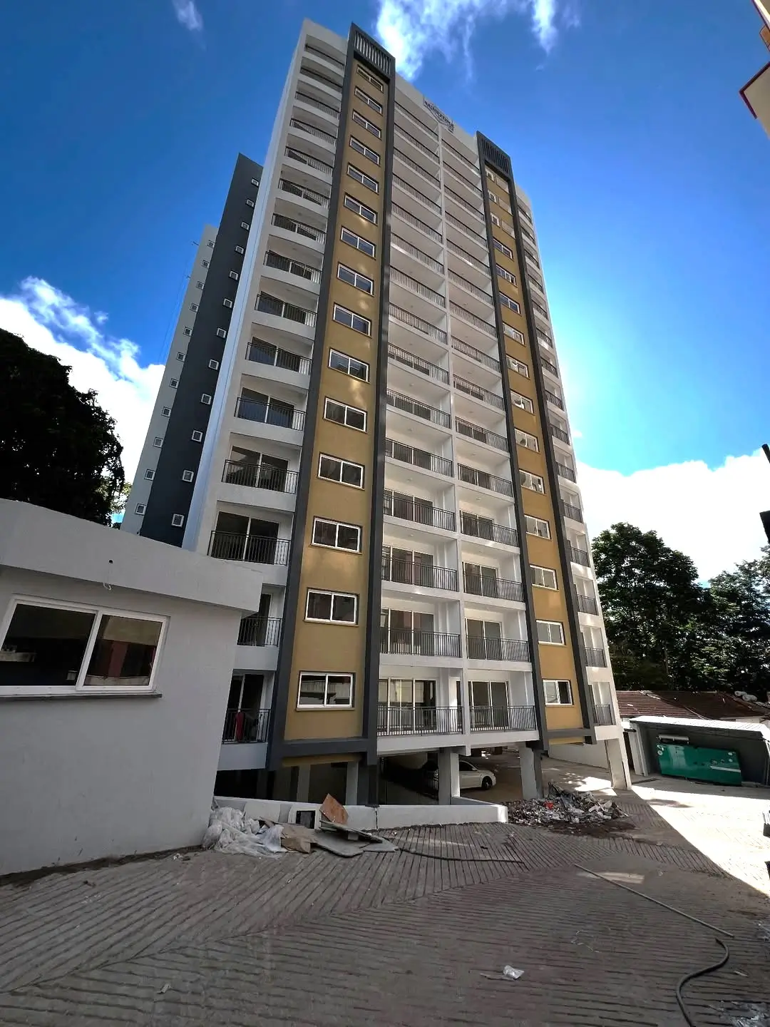 Sunstone Apartments - Photo 1
