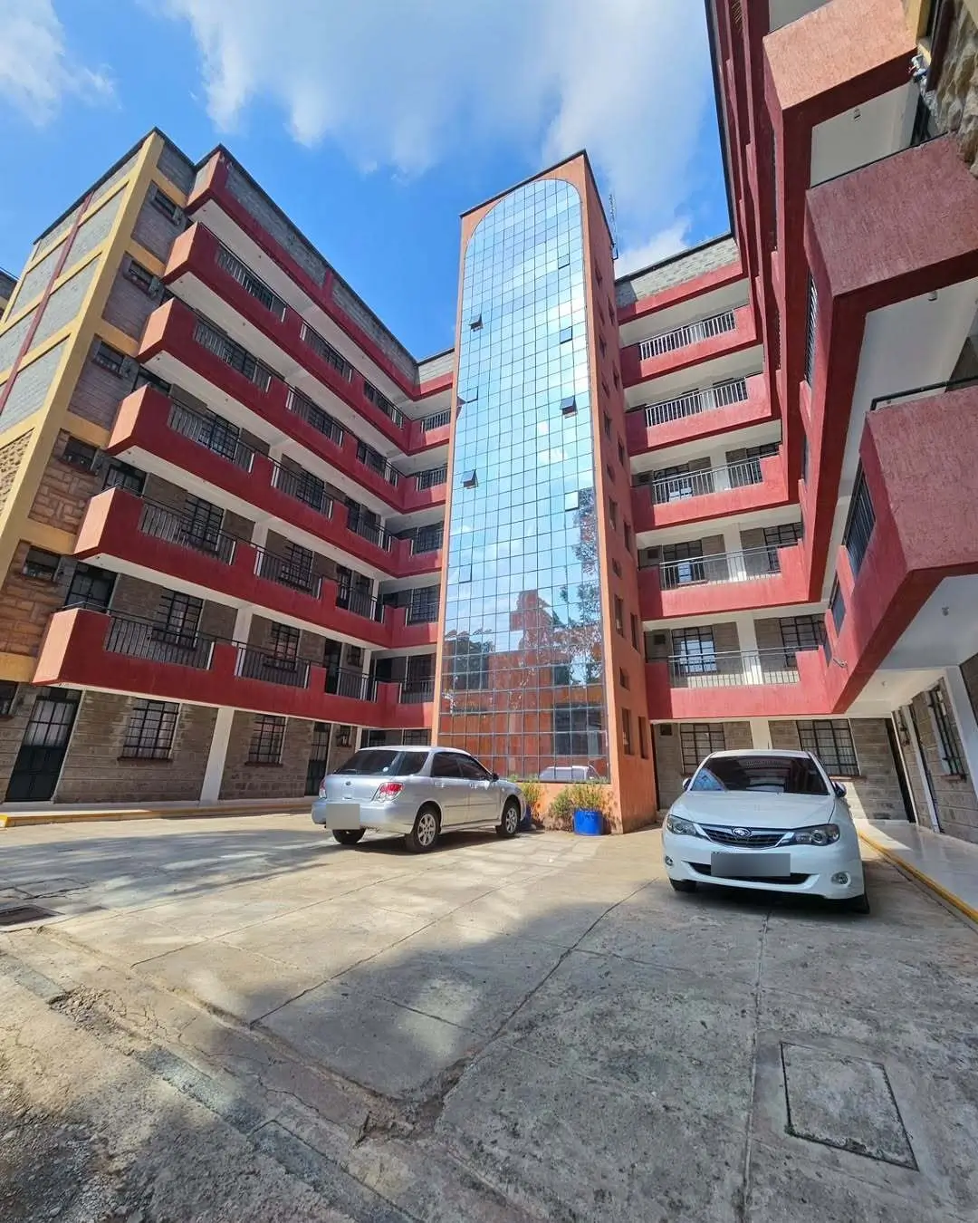 Primary property image